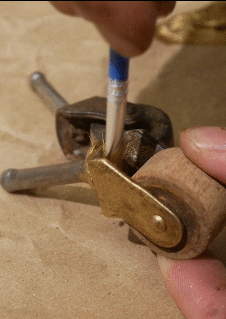 gilding wax on castors antique
